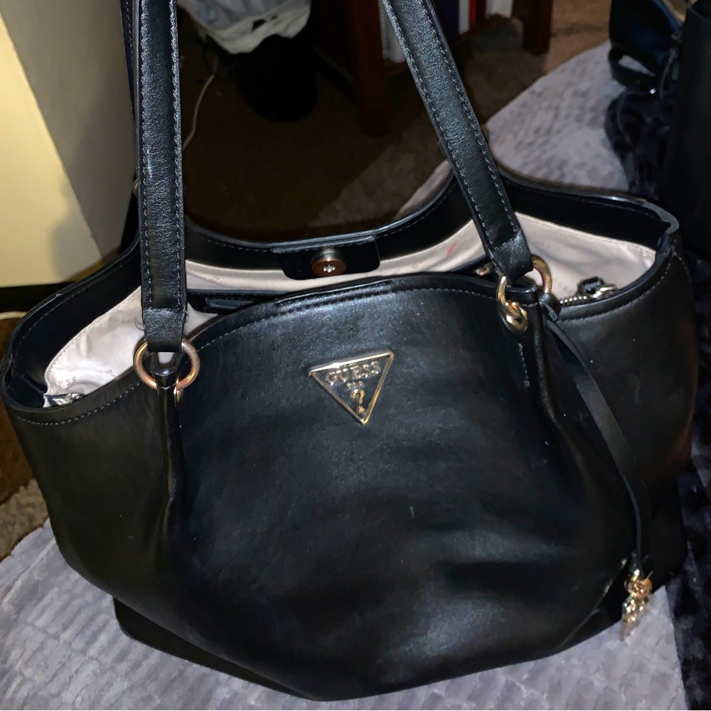 Guess shoulder purse